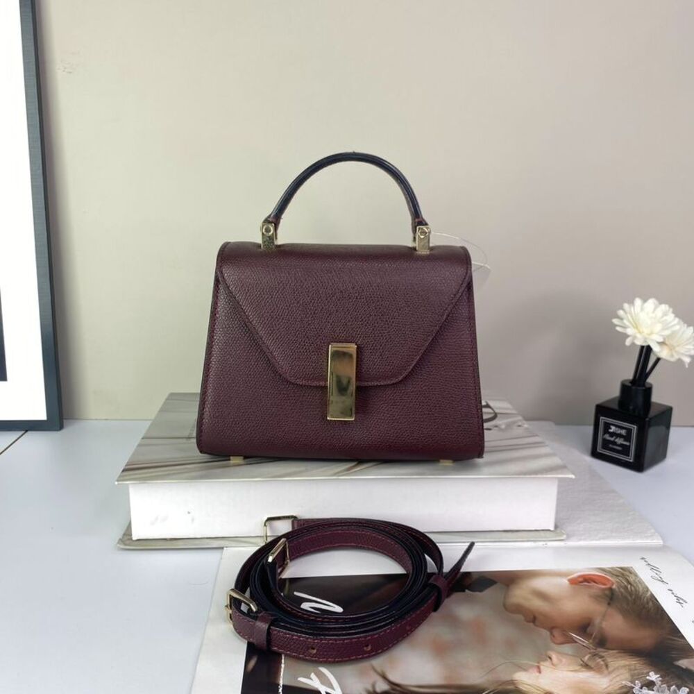 Valextra Women Pre-Loved Bag Very Good Condition